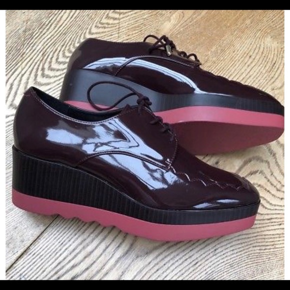 Zara Shoes - NWT Women’s Zara Trafaluc maroon red shoes